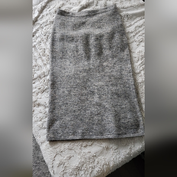 3/4 cozy warm stretch skirt - Picture 2 of 3